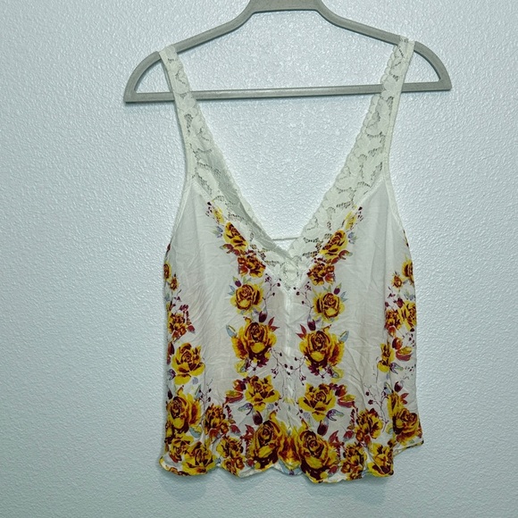 Free People Intimately Morning Rose Lace Tank Size M - Picture 3 of 6